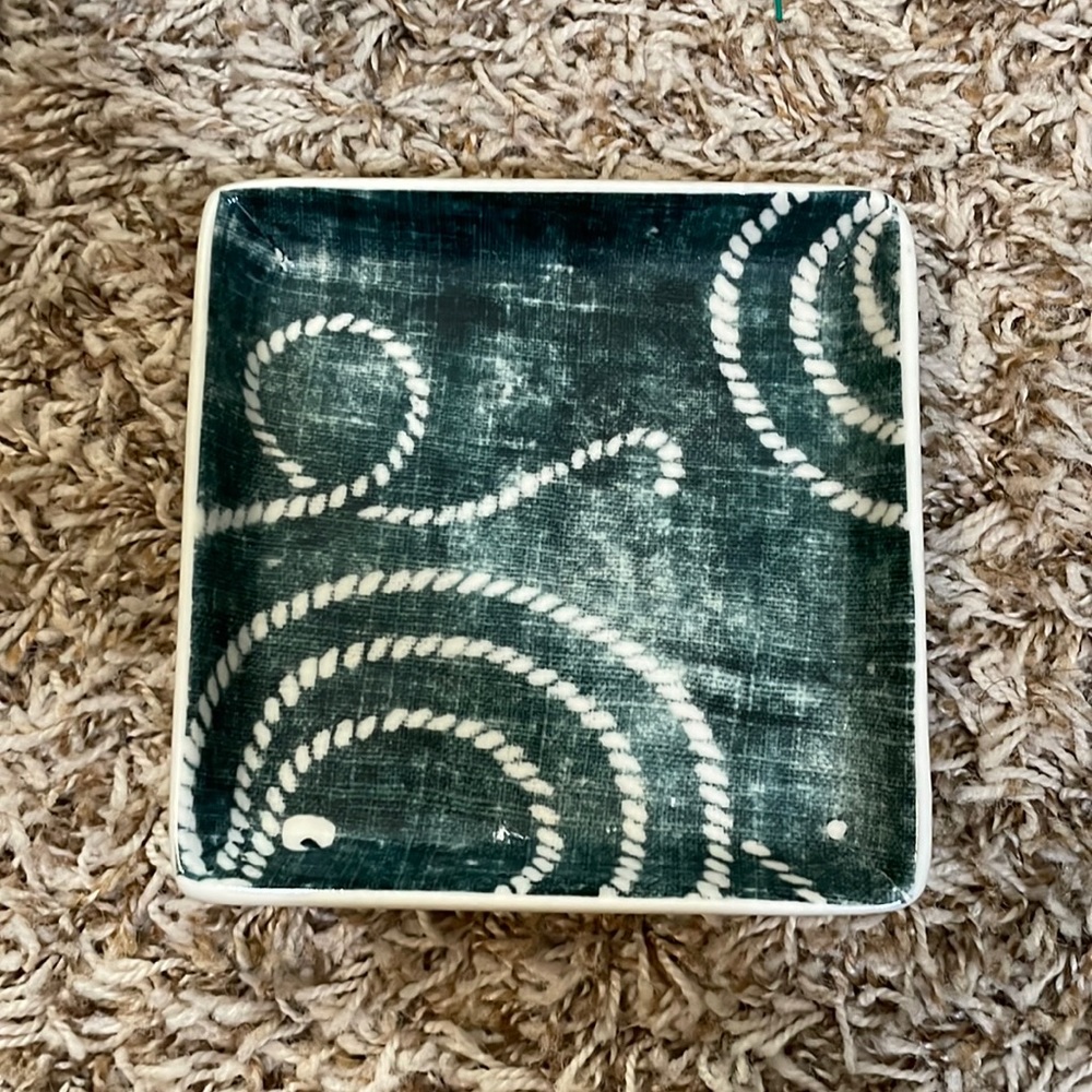 J. Crew Ceramics Catch All Tray Nautical Batik Rope - White & Teal